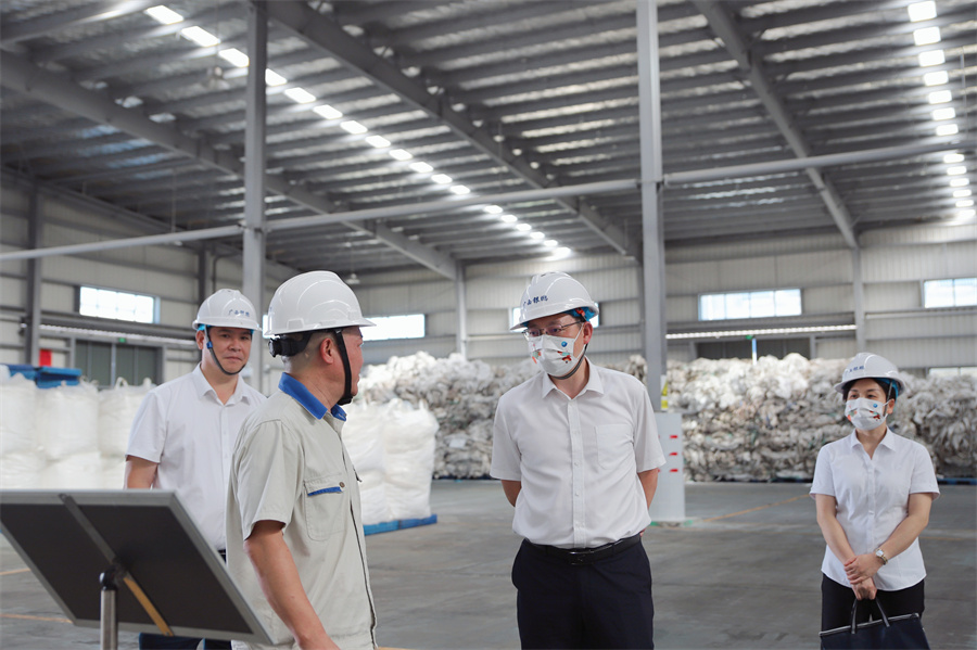 邱潮涌&ldquo;四不兩直&rdquo;赴鹽業(yè)集團(tuán)欽州、南寧片區(qū)企業(yè)開(kāi)展國(guó)慶節(jié)前安全檢查